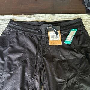 The North Face Black Capris